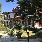 Asur & Asur Szálloda