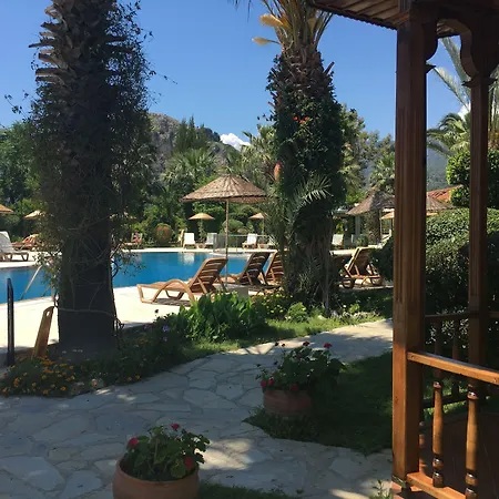 ホテル Asur & Asur ダルヤン