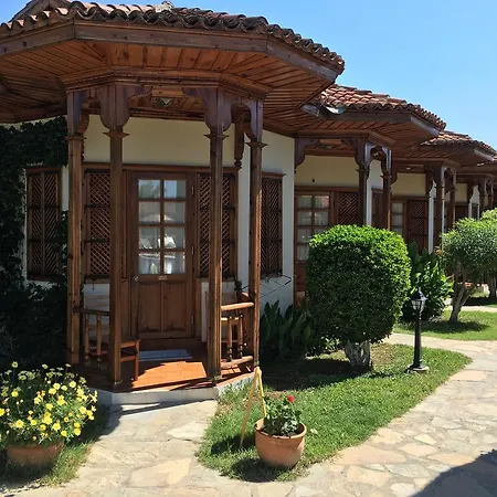 Asur & Aparts & Villas