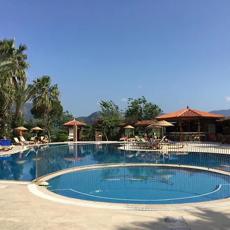 Asur & Aparts & Villas Hotel